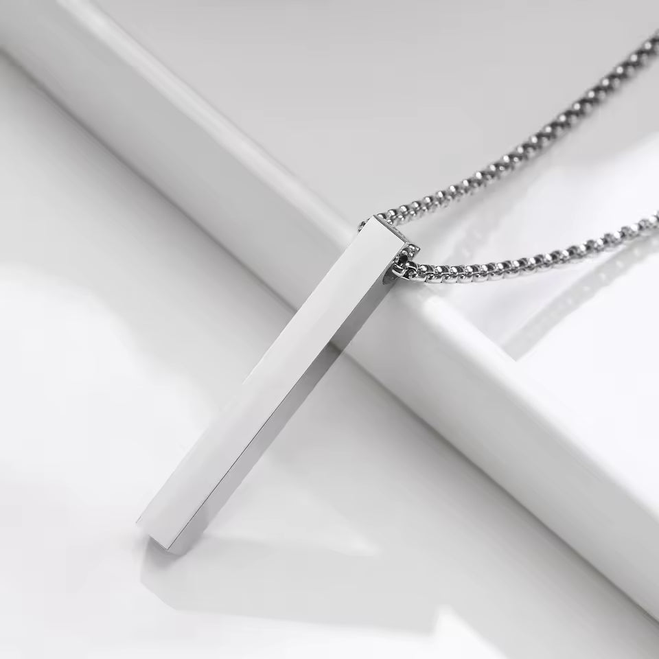 1-piece 18K gold-plated vertical bar necklace, Cuban chain. Minimal unisex style